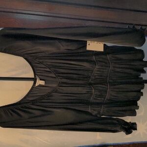 NWT Nine West,  black, polyester top. XXL. Very silky soft.